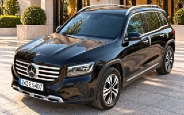 수원개인중고차직거래사이트 GLB클래스 X247 GLB 200d 매물 사진 2 - 2023/12 37,300km