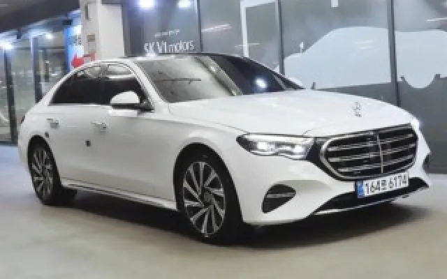 수원개인중고차직거래사이트 E-클래스 W214 E300 4MATIC 매물 사진 10 - 2024/08 51,114km