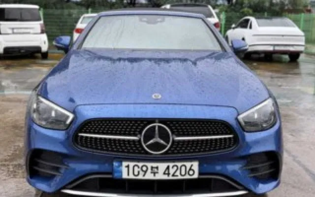 수원개인중고차직거래사이트 E-클래스 W213 E450 4MATIC 카브리올레 매물 사진 18 - 2022/05 125,051km